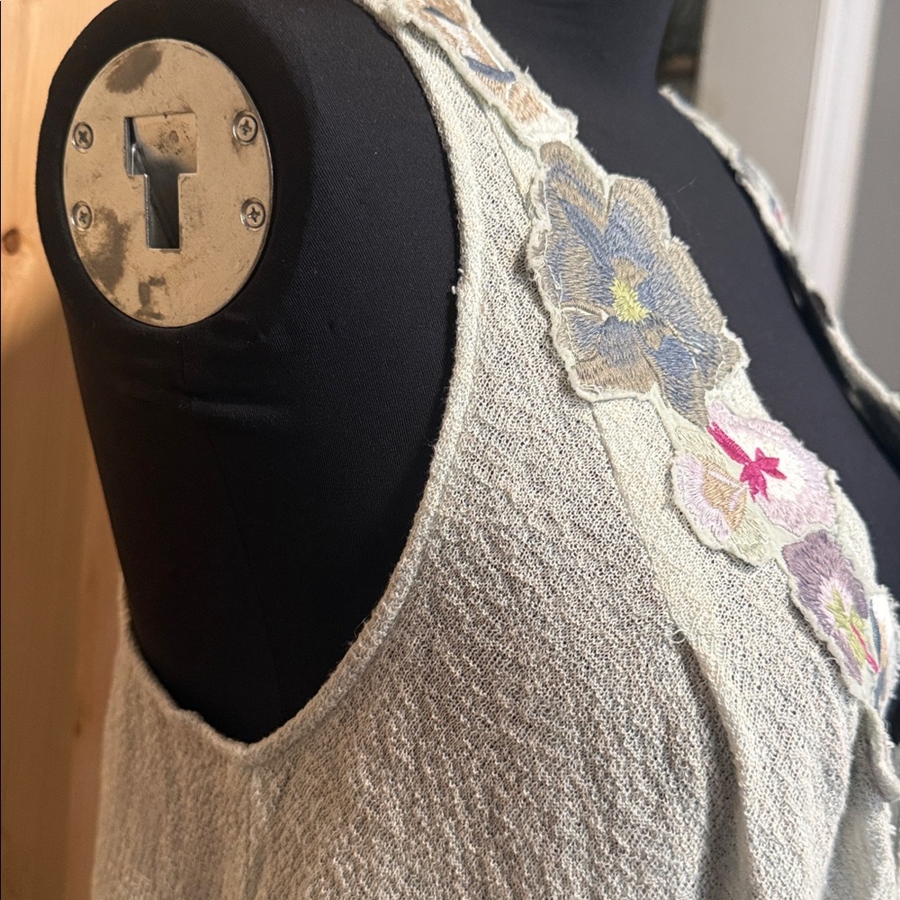 Free People Light Green Camisole with Lilac Lace and Floral Appliqué - Picture 8 of 12